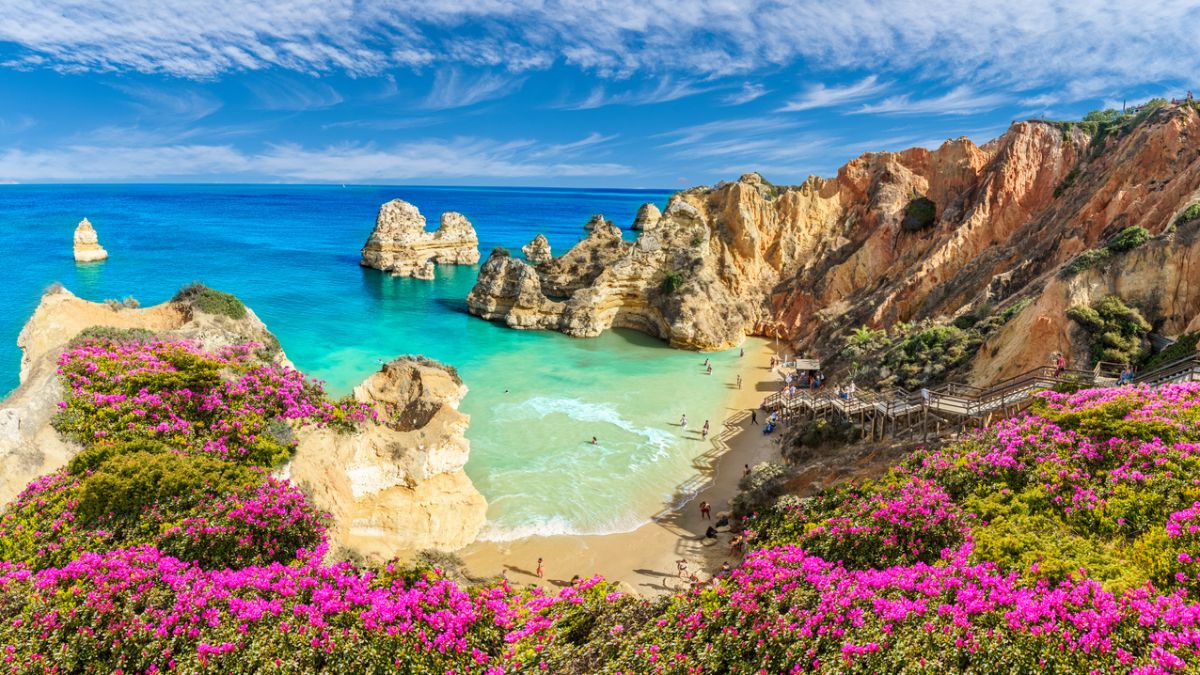Las seis playas más bonitas del Algarve a un paso de Andalucía con buena comida y aguas cristalinas