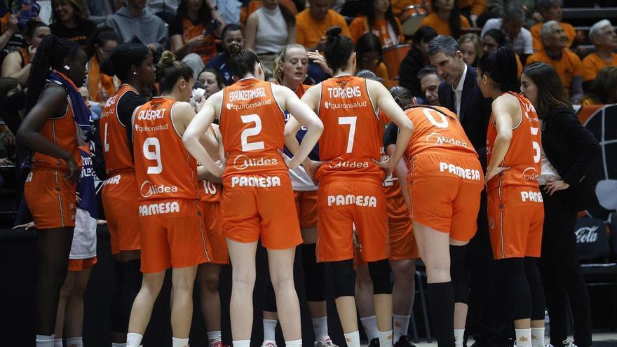 Más problemas de pívots en el Valencia Basket