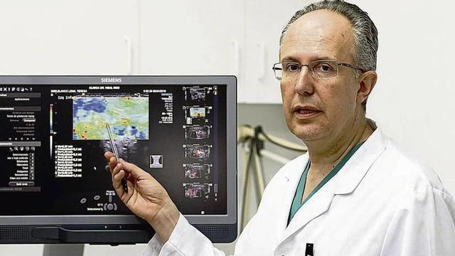El endocrino Pablo Vidal-Ríos. // Rafa Vázquez