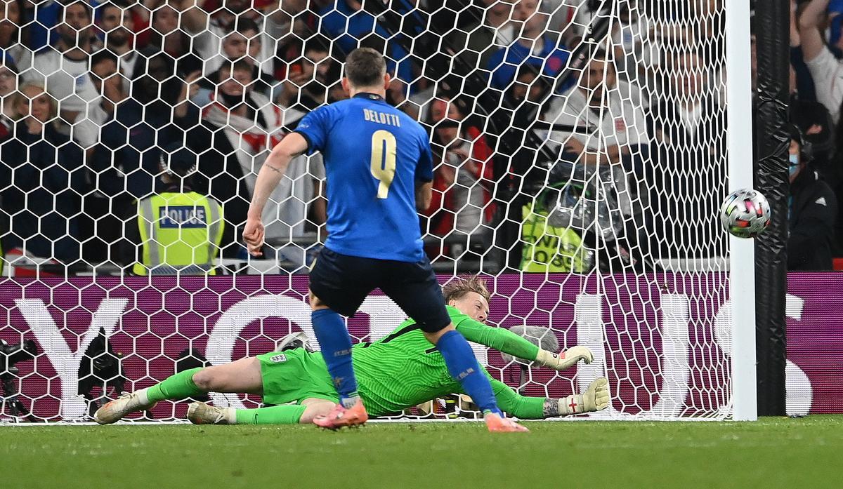 Así fue la tanda de penaltis en la que Italia conquistó la Eurocopa
