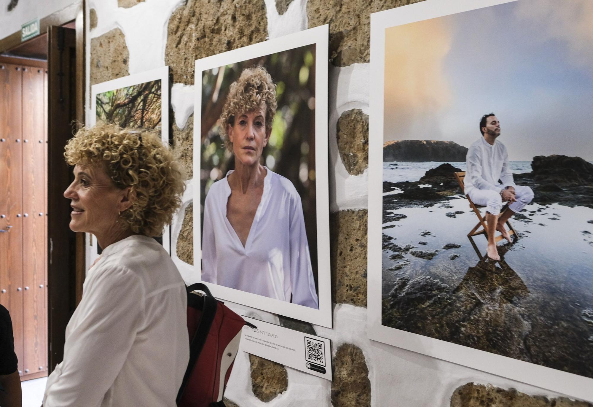 Exposición fotográfica 'Mi identidad' sobre mujeres cuidadoras