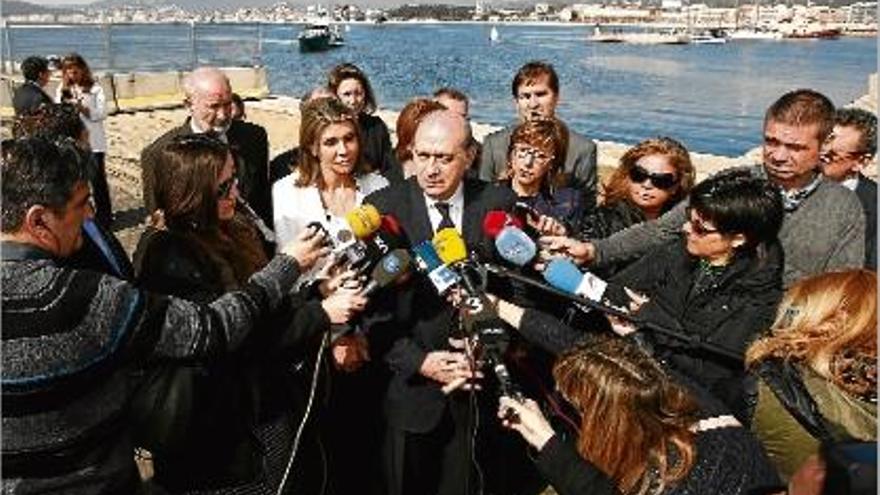 El ministre de l&#039;Interior, el passat 9 de març, al port de Palamós.