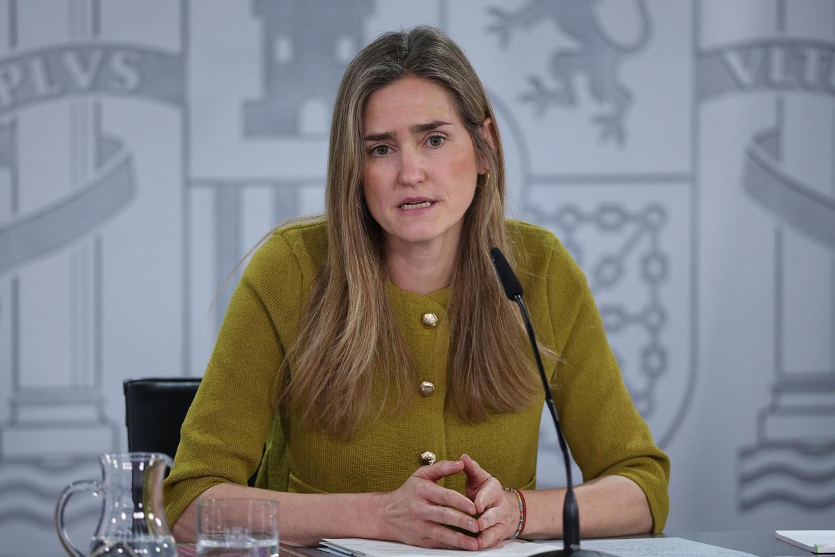 Espanya alliberarà en només dues setmanes gairebé 5 milions de barrils de petroli de les seves reserves per la guerra a l'Orient Mitjà