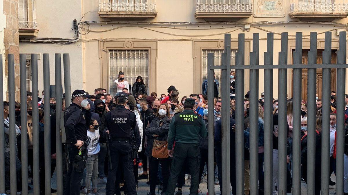 Prisión preventiva para los dos policías detenidos en Linares por una agresión en la calle