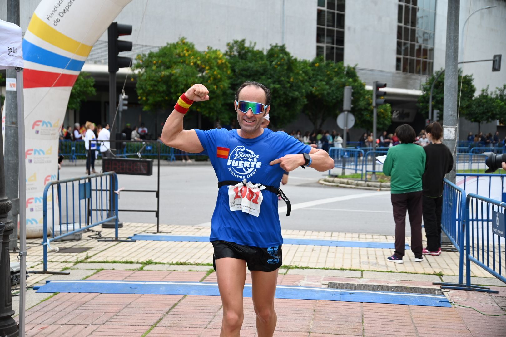 GALERÍA | Alexandre Miguel Carrilho y Gema Martín ganan el medio maratón Elvas-Badajoz