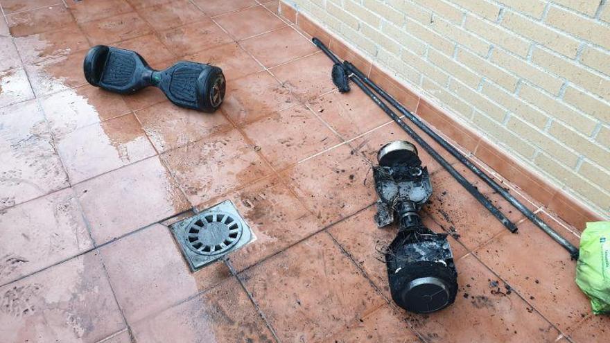 Un cargador de baterías de monopatín eléctrico provoca un incendio en una casa en Zaragoza