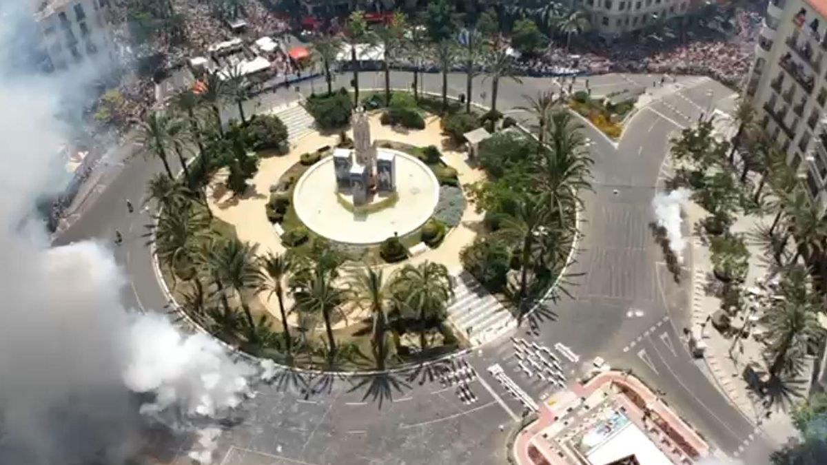 El tiempo no da tregua: las Hogueras de Alicante marcadas por un junio abrasador