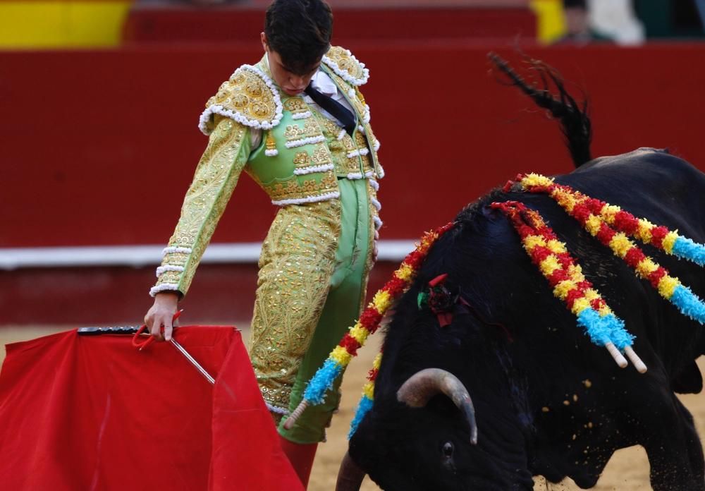 Erales de Aida Jovani para Miguel Senent «Miguelito» (Escuela de Valencia), Ramón Serrano (Escuela de Murcia) y Álvaro Passalacqua (Escuela de Málaga)