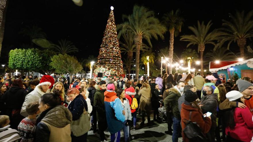 Las parroquias de Sant Antoni tendrán un abeto luminoso en Navidad