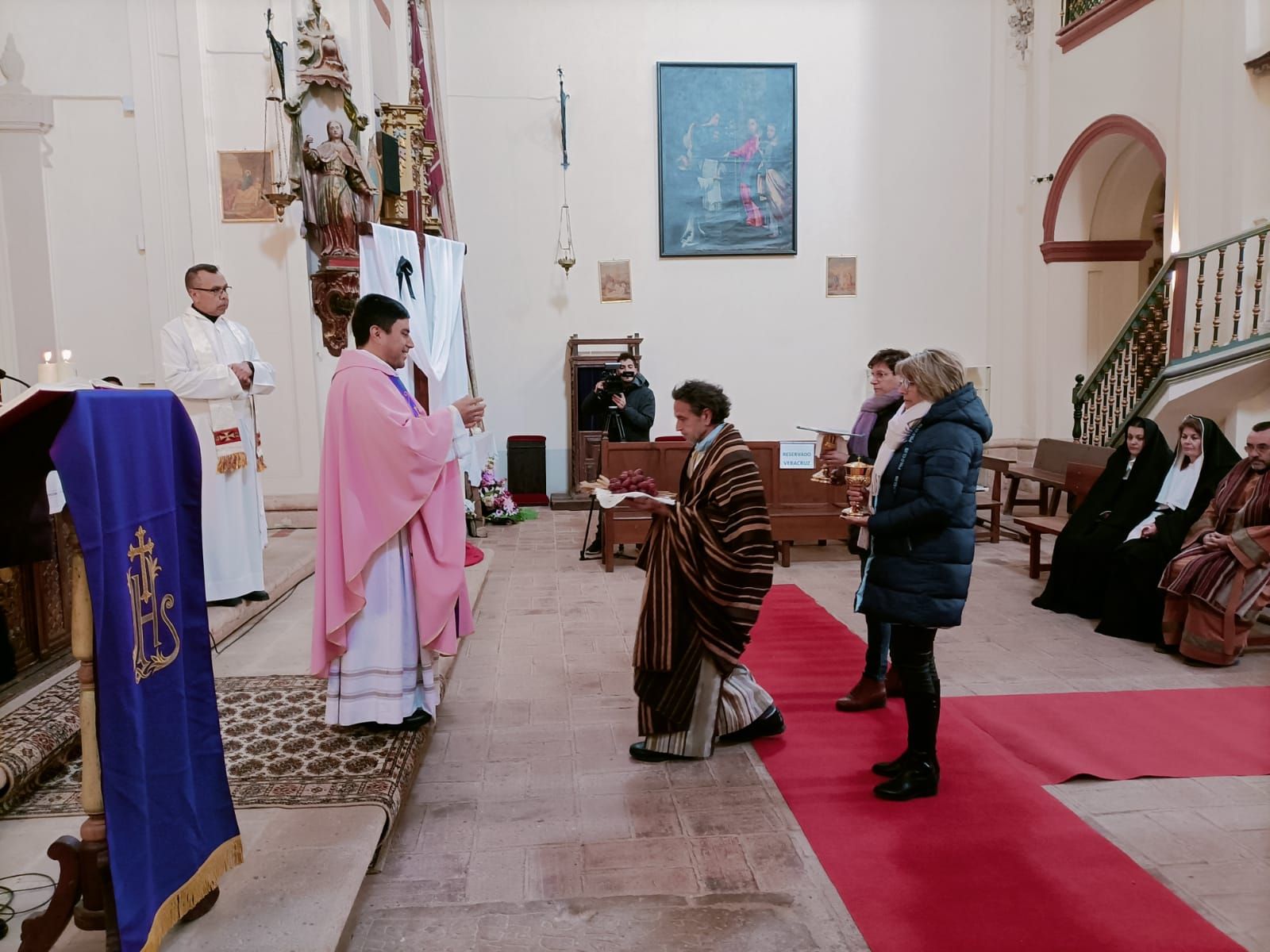 Las imágenes de la peregrinación cuaresmal de Vila-real a Torrehermosa, localidad natal de Sant Pasqual