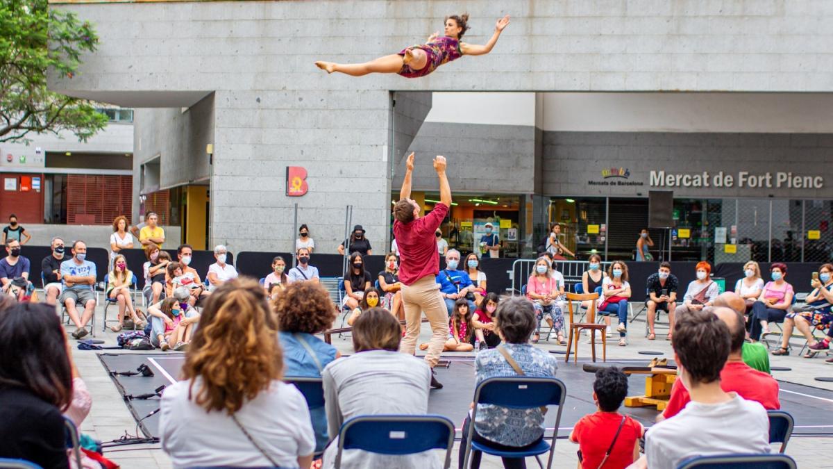 El festival Tangent porta les arts als barris