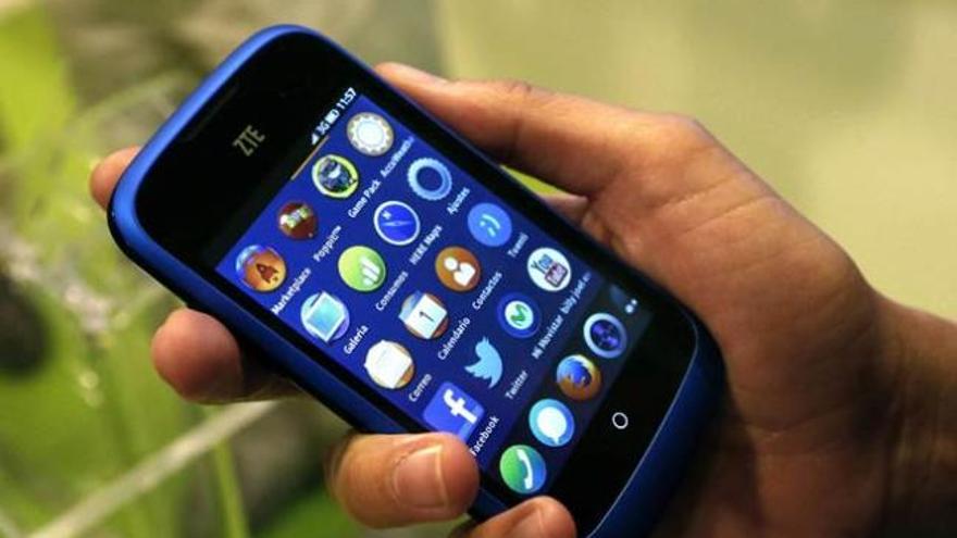 Telefónica lanza un 'smartphone' con Firefox OS por 69 euros - La Nueva  España