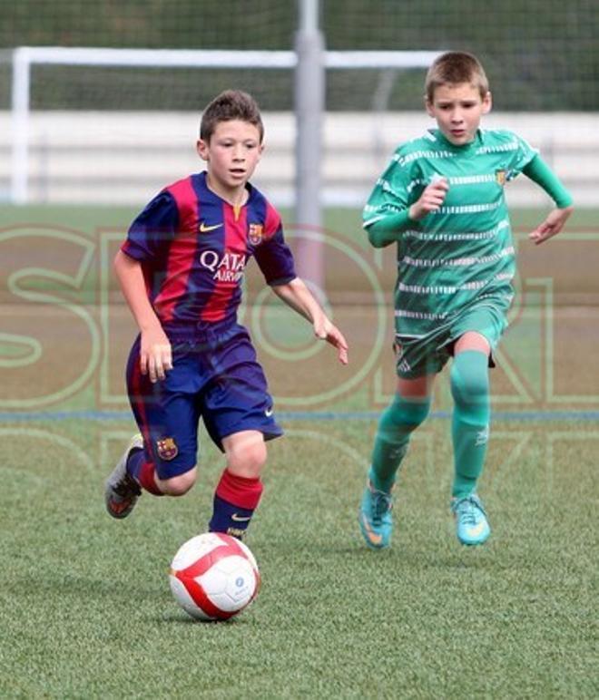 El benjamín del FC Barcelona campeón de liga