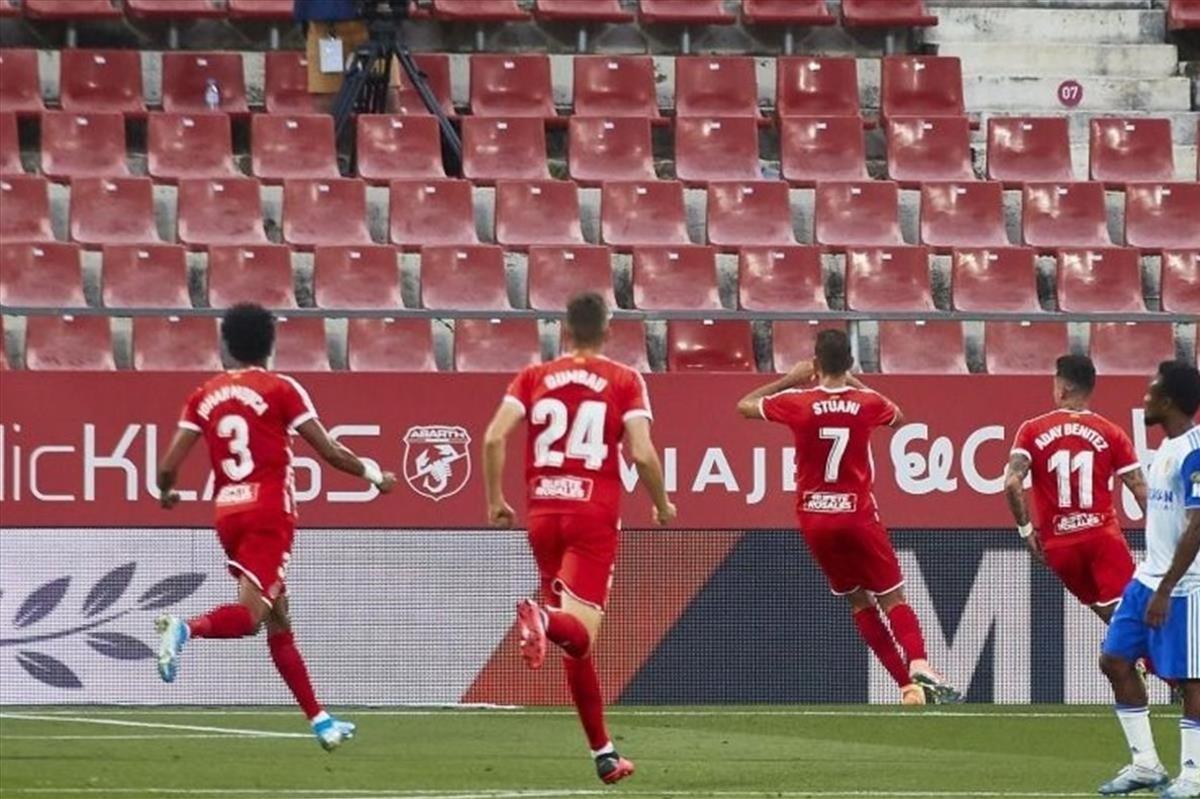 lmendiola53982554 03 07 2020 stuani celebra el tanto del triunfo del girona  d200705191917