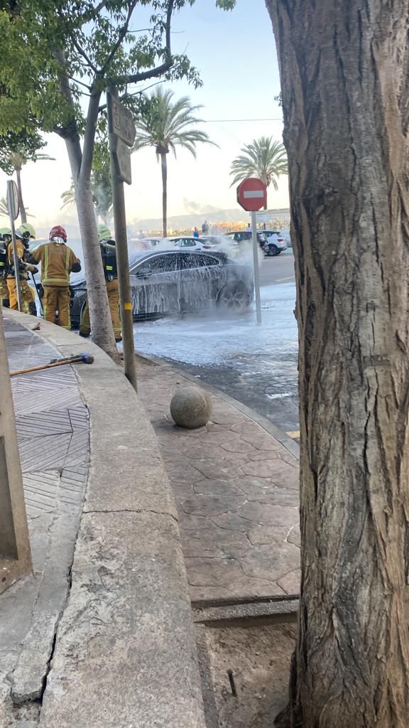 Alarma por el incendio de un trastero en s'Arenal