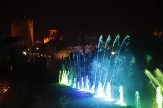 La adjudicataria del espectáculo del Alcázar pide una prórroga y Albás dice que se cumplirán los plazos