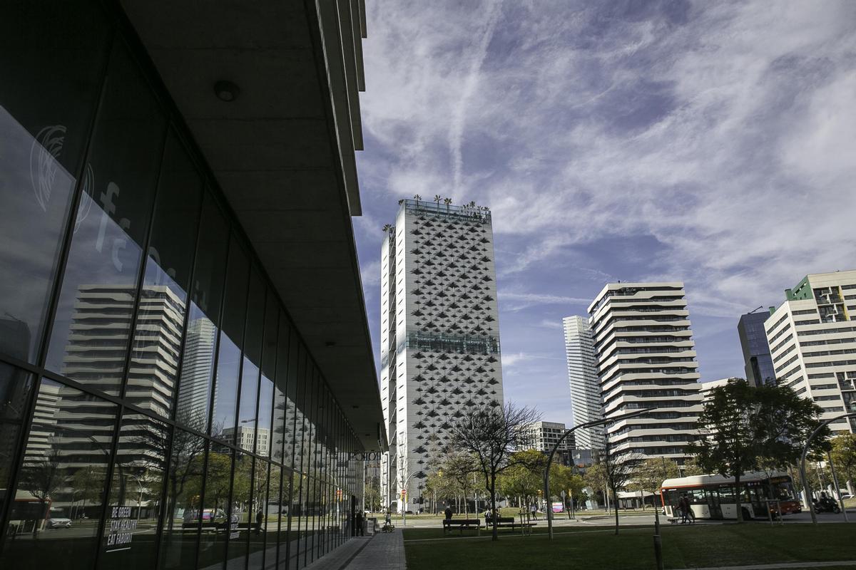 La milla Pritzker de LHospitalet: cuatro edificios de autores premiados se concentran en la misma avenida