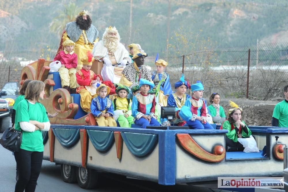 Sus Majestades Los Reyes Magos llegan a Santo Ángel