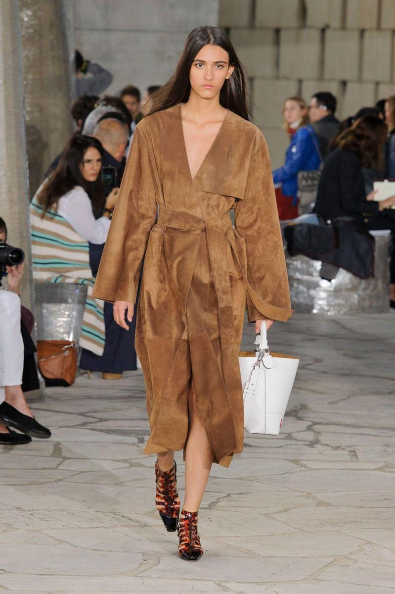 PFW: Loewe Primavera/Verano 2016, chaqueta de ante