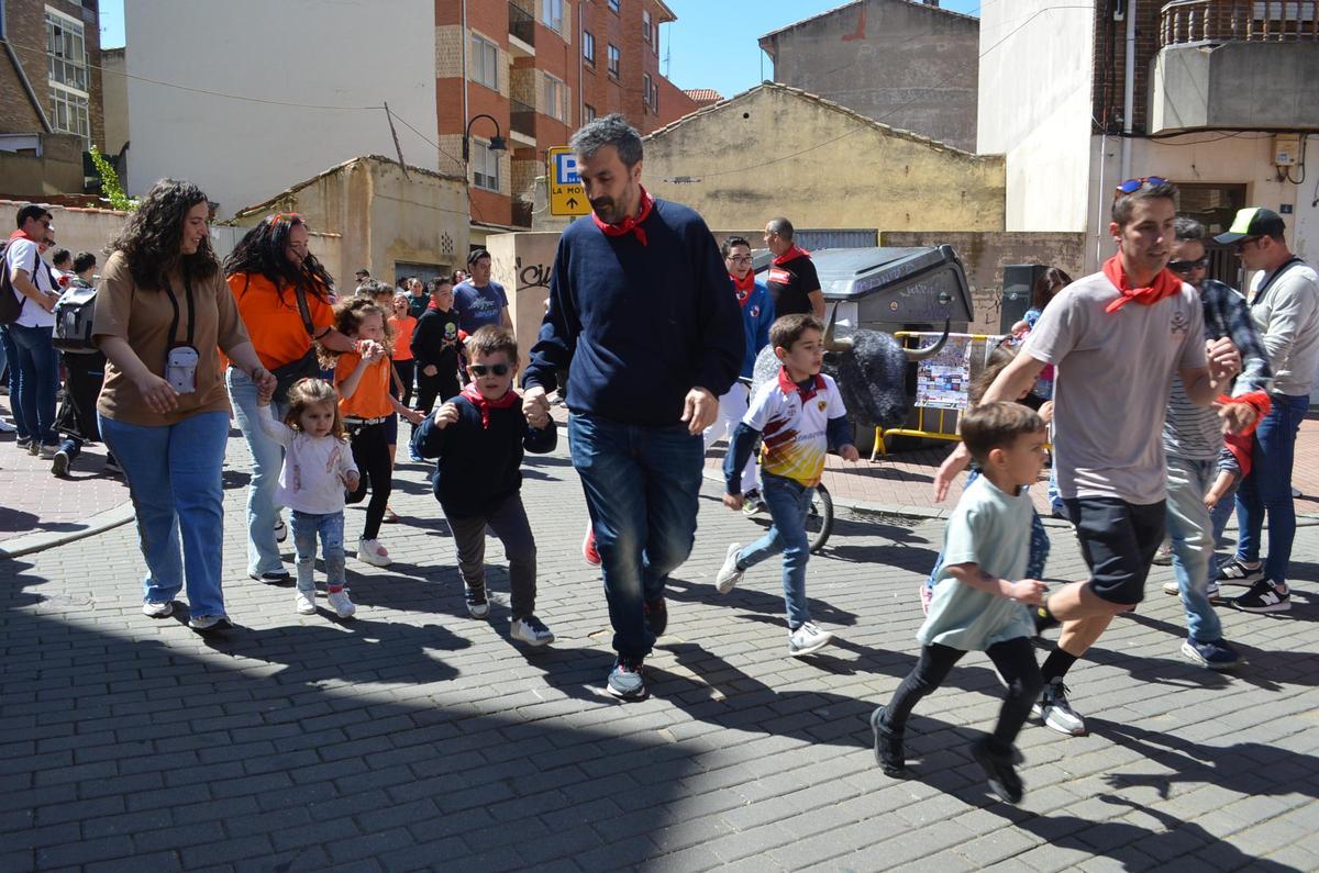 GALERIA | Así de bien lo pasan en Benavente con las Escuelas Taurinas de Gente del Toro
