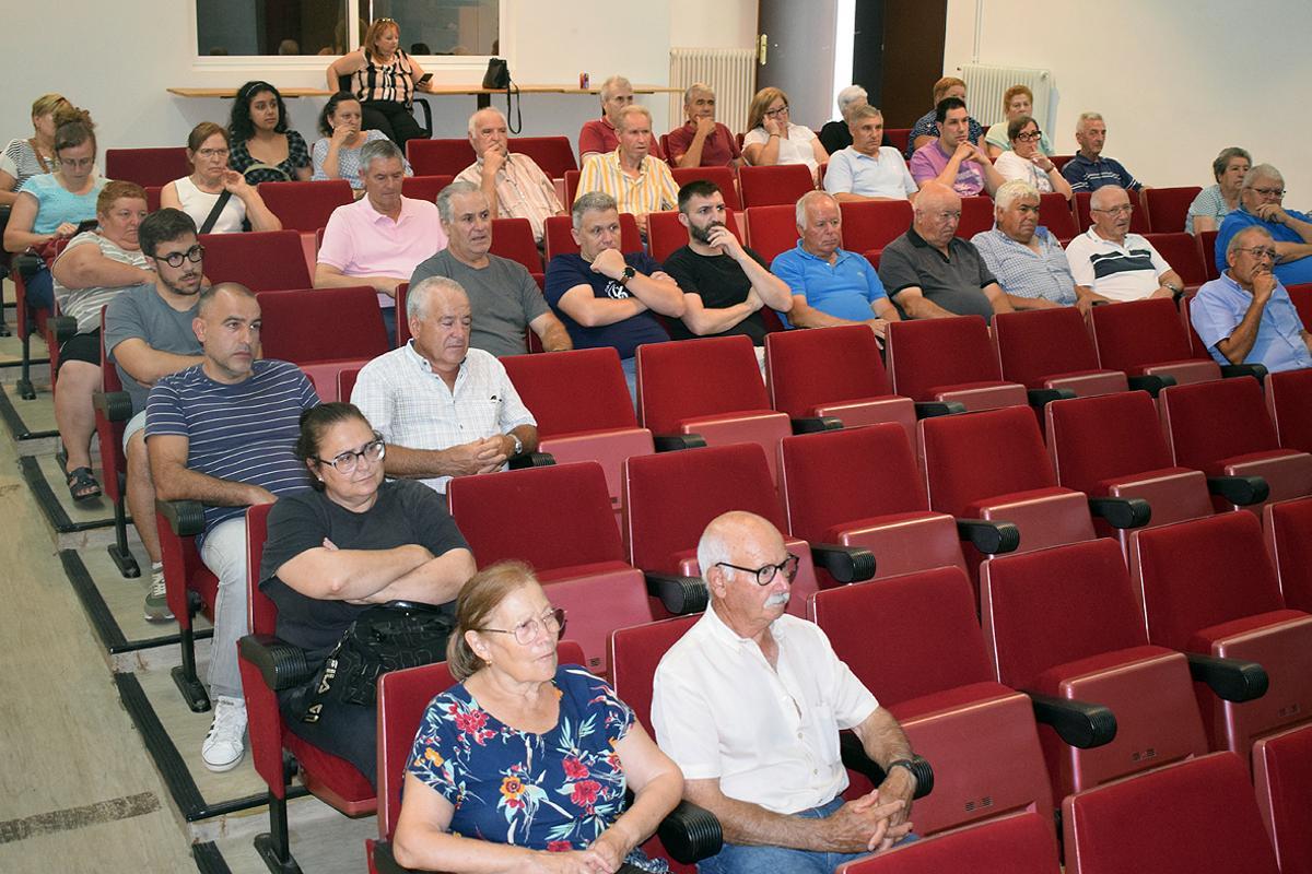 Una de las reuniones llevadas a cabo.