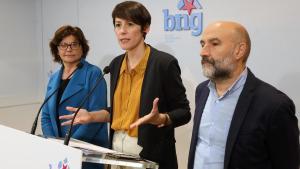 La candidata del BNG, Ana Pontón, el diputado Nestor Rego y la senadora Carme da Silva.