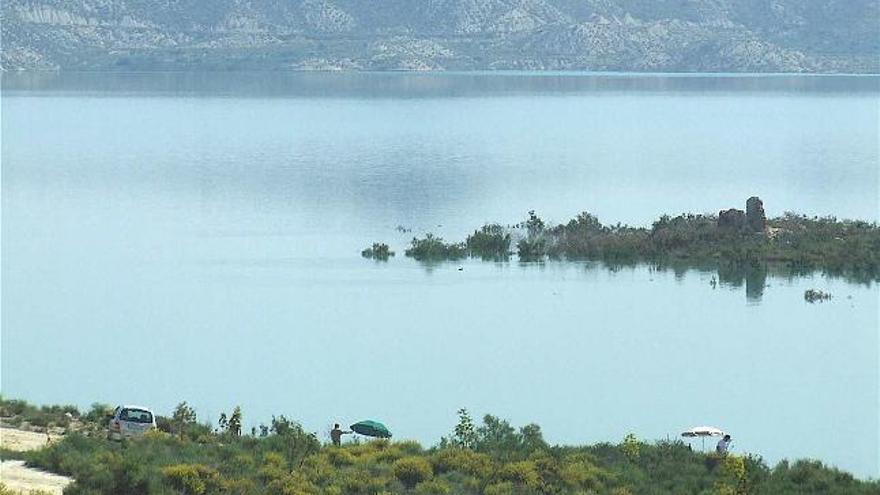 Abundancia de caudales en el embalse de la Pedrera