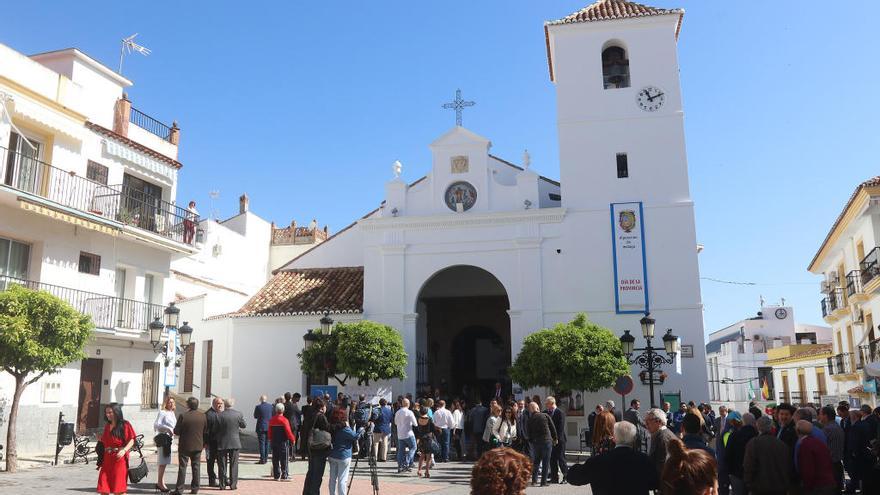 Una vista exterior de la iglesia parroquial Santiago Apóstol de Monda, lugar elegido para los actos del Día de la Provincia.