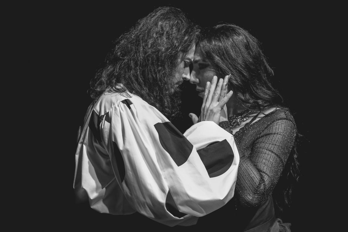 Antonio de Verónica y Saray Cortés, en un momento de la función