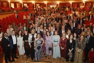 El hospital Reina Sofía rinde homenaje a sus profesionales