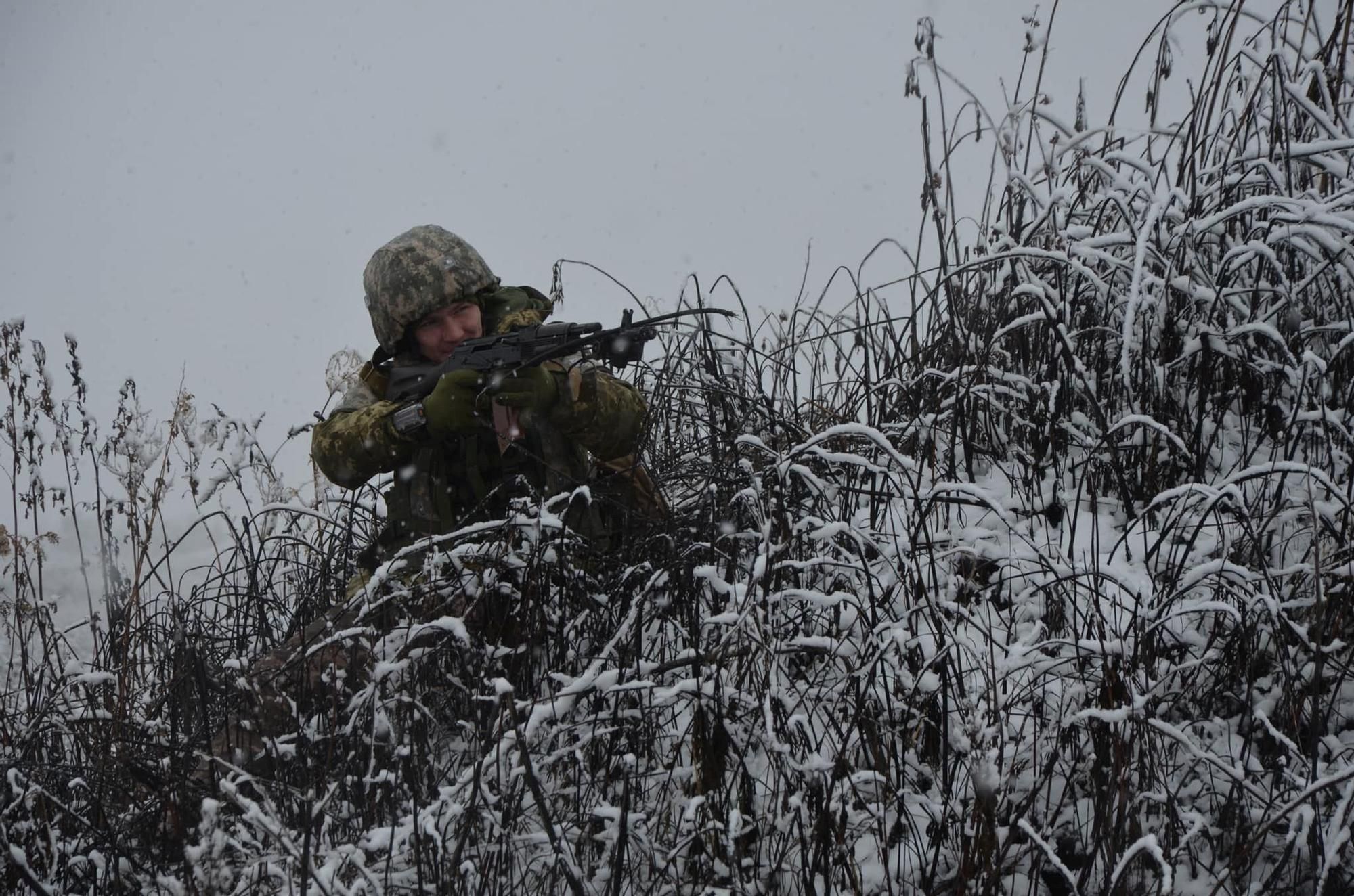 Ejercicios militares en la región de Kharkiv.