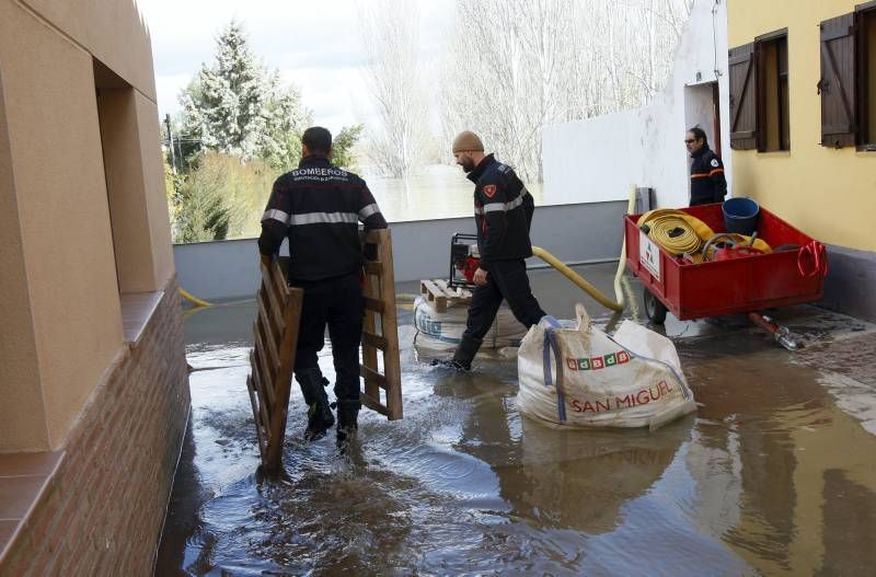 Fotogalería: Aragón se arma para contener al Ebro