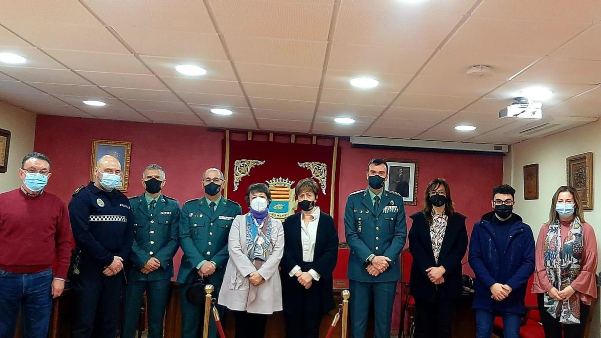 Asistentes a la Junta Local de Seguridad de Moriles.