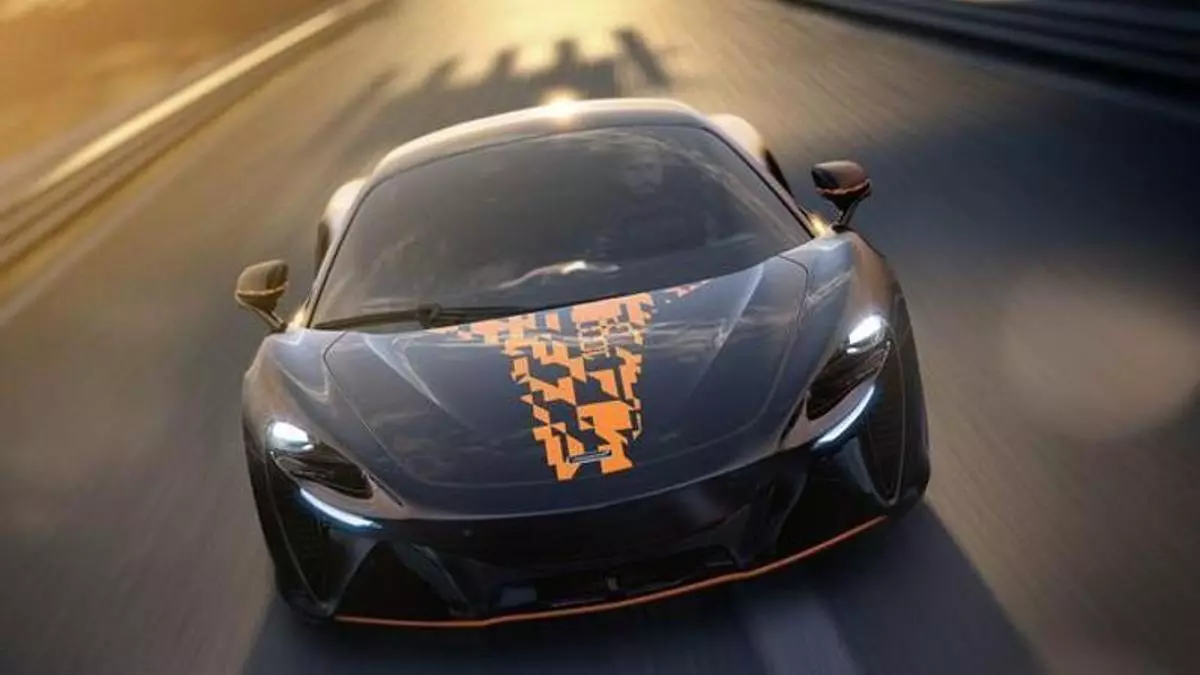 McLaren celebrar las 1.000 carreras en Fórmula 1 con un crea un Artura muy especial