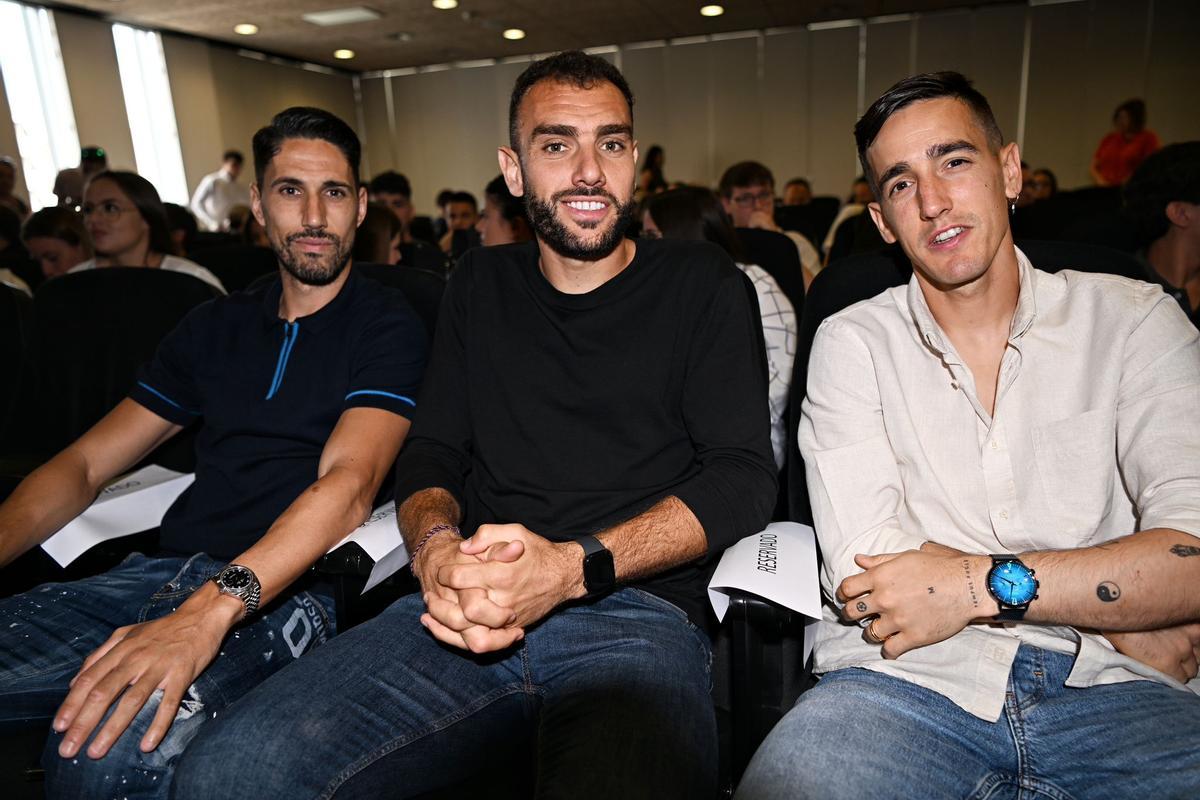 Fidel, Gonzalo Verdú y Edgar Badia, durante el acto de la exposición