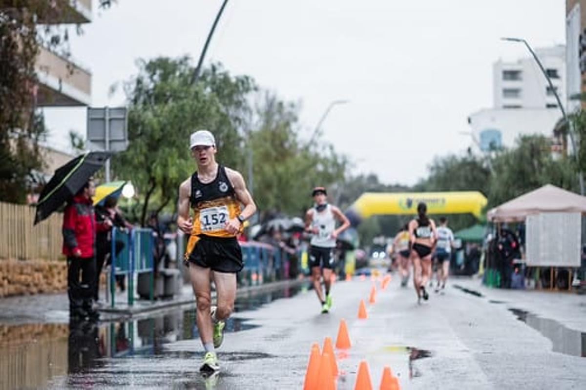 Marc Suárez va pujar al tercer graó del podi masculí dels deu quilòmetres