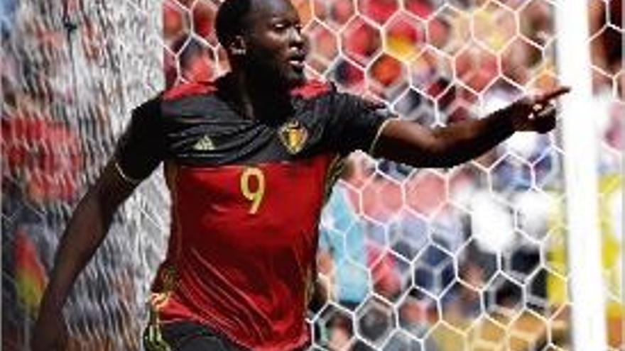 Lukaku celebra l&#039;1-0 en el partit davant Irlanda.