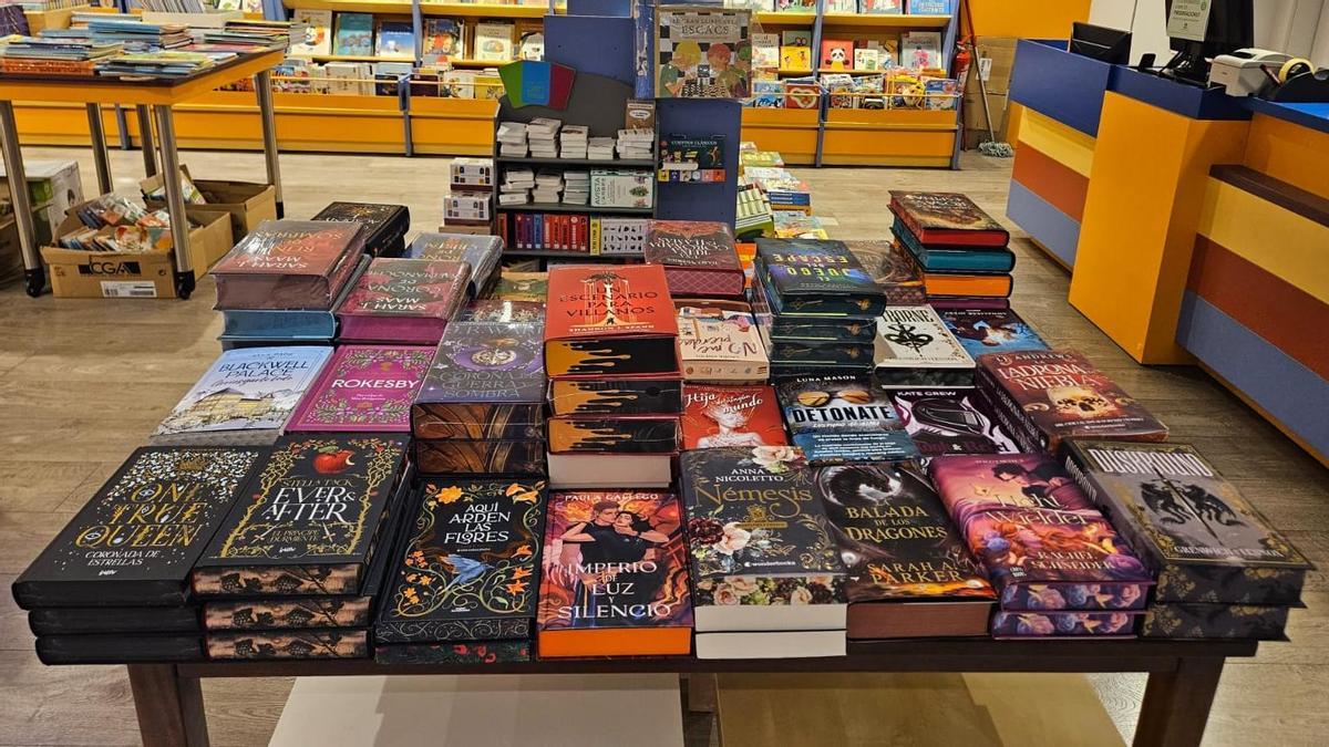 Sis novetats de «Romantasy», el gran èxit editorial de literatura juvenil