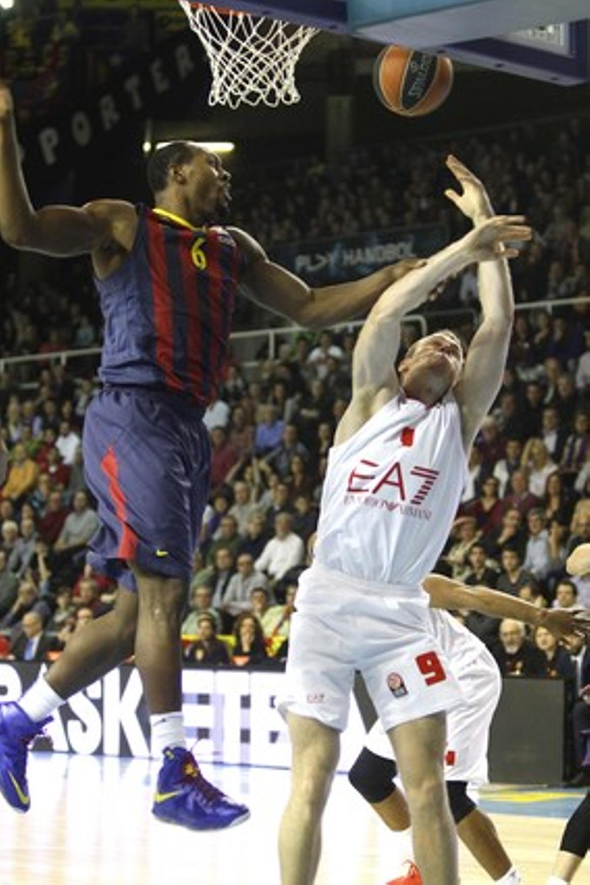 LAS MEJORES IMÁGENES DEL FC BARCELONA VS EMPORIO ARMANI MILAN LAS MEJORES IMÁGENES DEL FC BARCELONA VS EMPORIO ARMANI MILAN