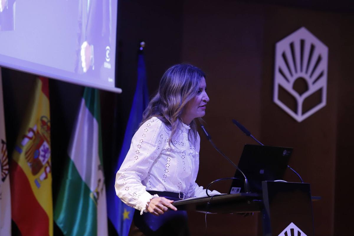 La presentación del libro de Juanma Moreno, en imágenes