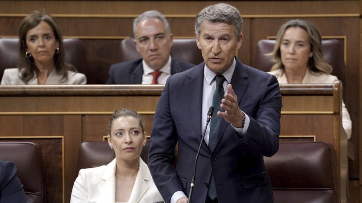 El PP descarta la moció de censura per no treure el focus als dos líders socialistes