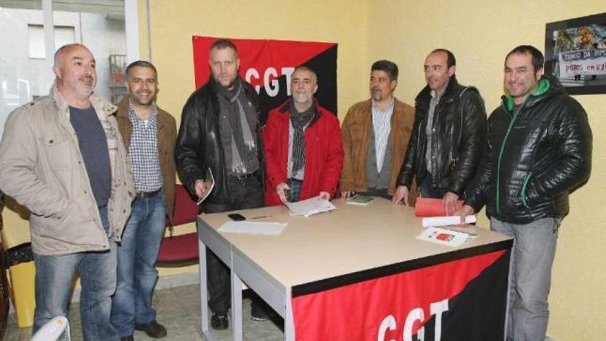 Reunion constituyente ayer en Ourense del Sector Ferroviario Gallego de la CGT.  // Iñaki Osorio