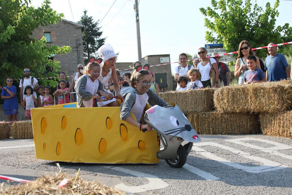 Baixada d'andròmines de la Festa Major de Sant Salvador de Guardiola