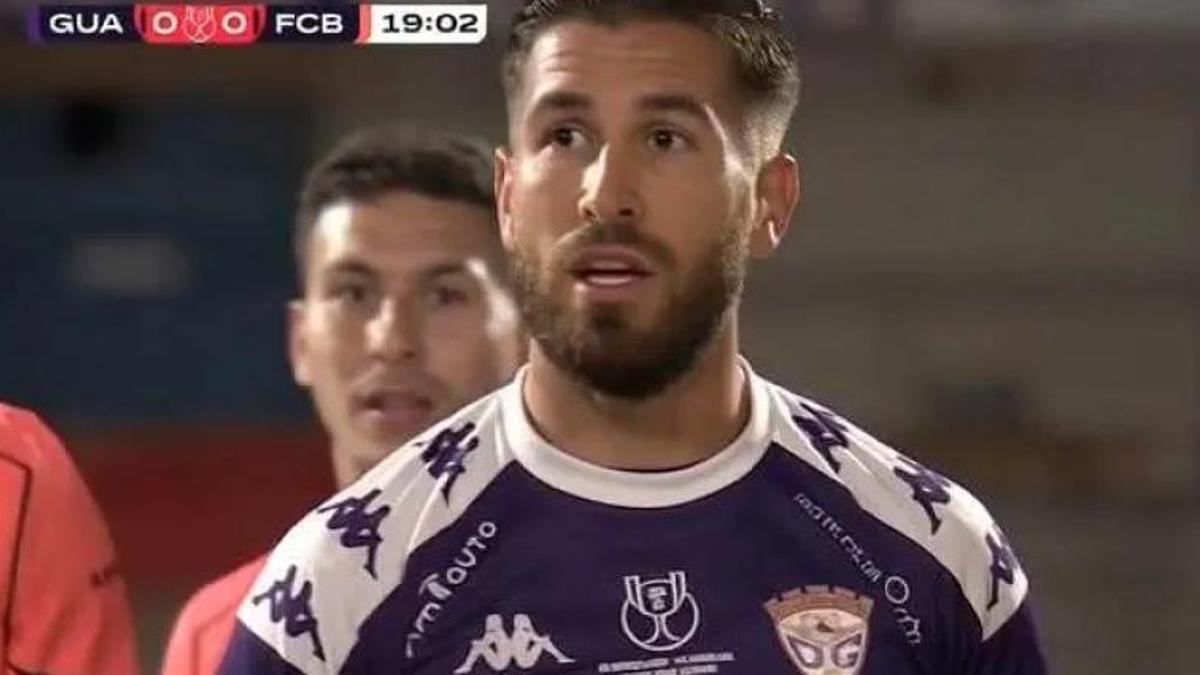 El “doble” de Sergio Ramos se hace viral tras enfrentarse al Barça en la Copa del Rey