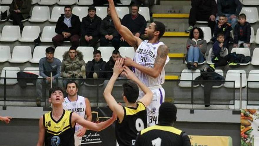 Una imagen del partido del pasado sábado en Llíria en el que destacó Faith Pope con 24 puntos.