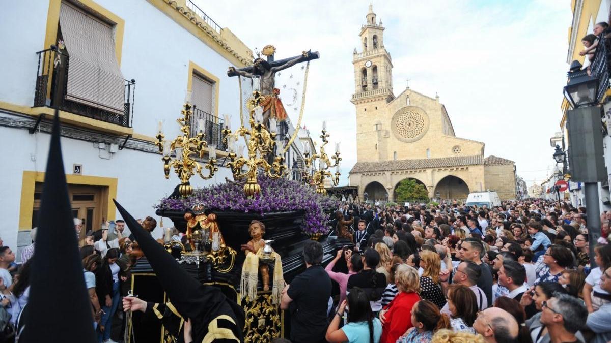 Las cofradías cordobesas protestan ante la demora de la subvención