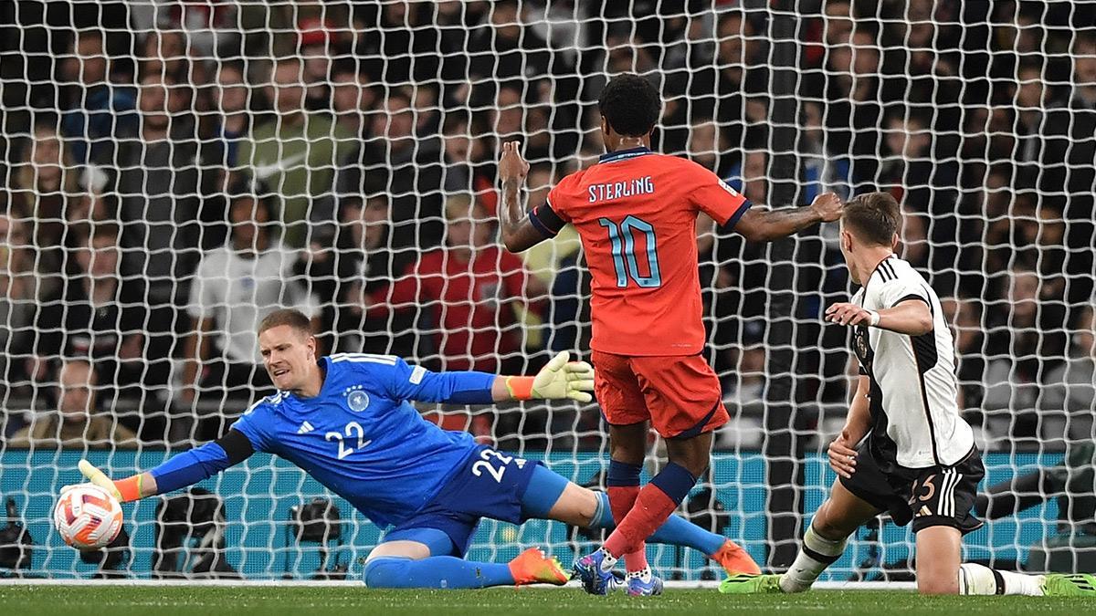 El paradón de Ter Stegen a Sterling