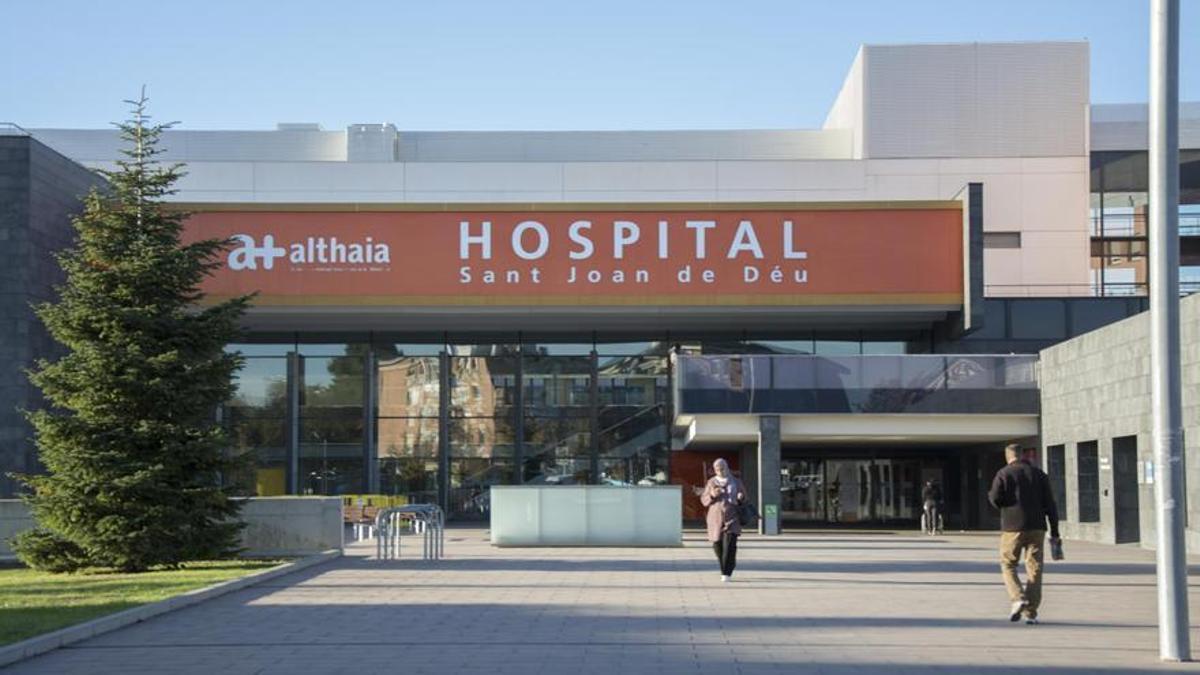 Entrada a l'hospital de Sant Joan de Déu de Manresa