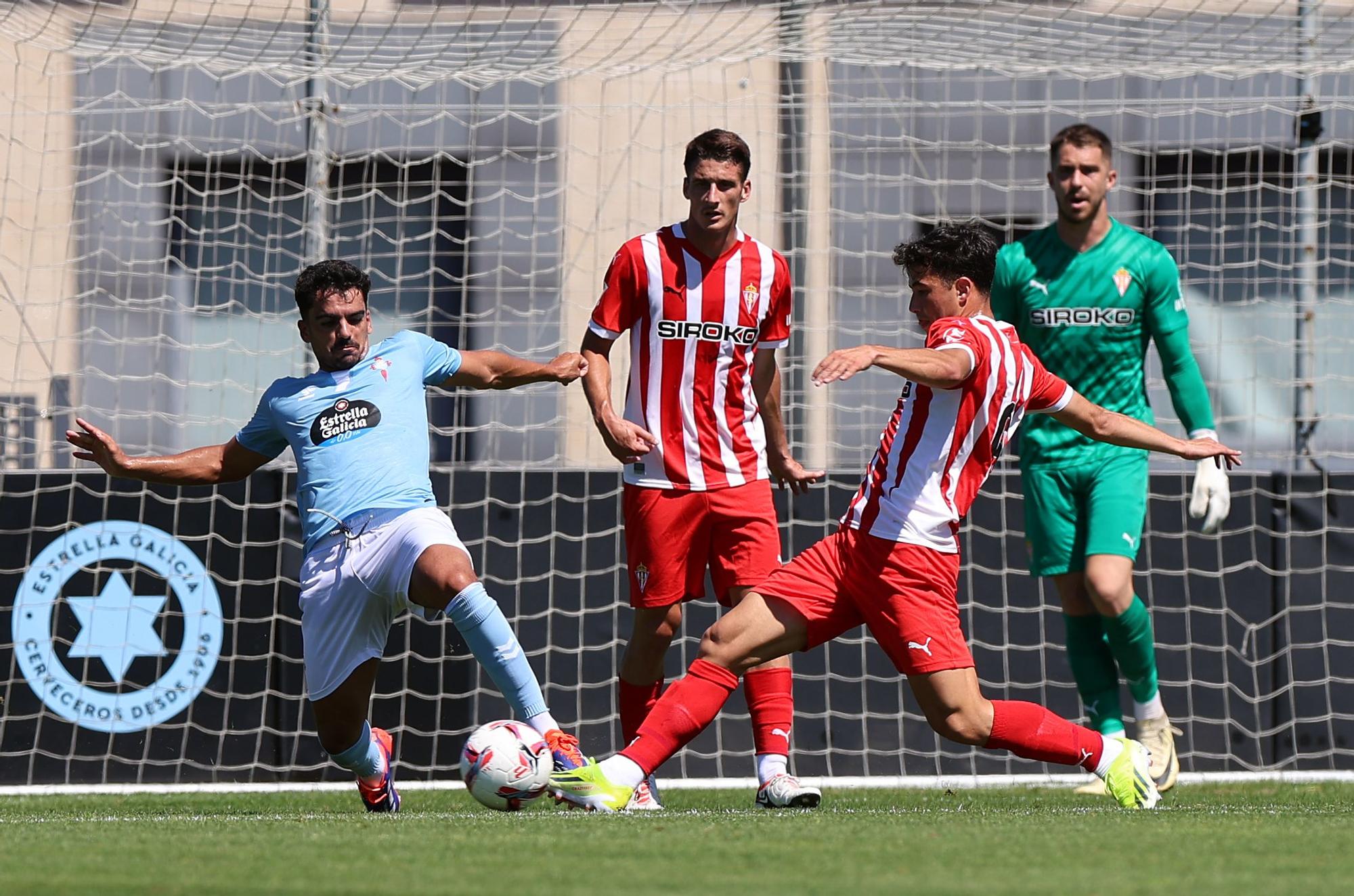 Las imágenes del amistoso Celta 2 - 1 Sporting de Gijón, en Afouteza