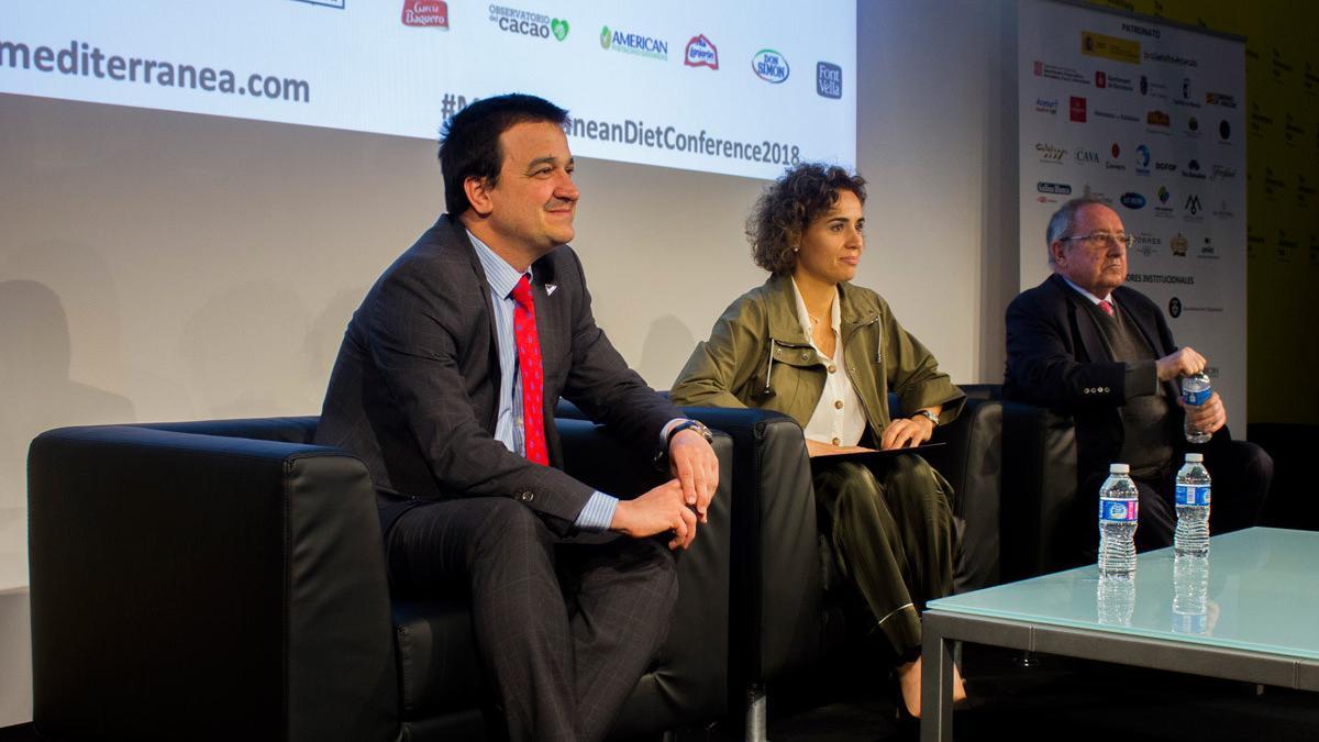 La ministra Dolors Montserrat durante la clausura del Congreso de la Dieta Mediterránea, en Alimentaria